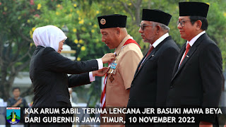 Inisiasi Program Pramuka Produktif, Ketua Kwarda Jatim Terima Lencana Jer Basuki Mawa Beya